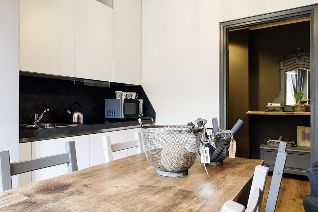 Suite11 Como Apartment Εξωτερικό φωτογραφία